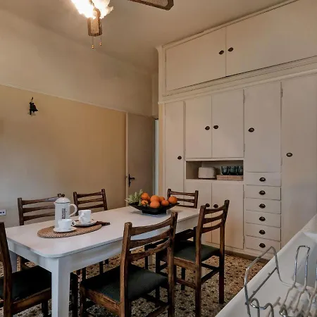 Holiday In L Tow Near Thermal Springs And Beach Agios Konstantinos (Phthiotis)
