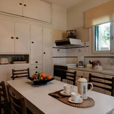 Holiday In L Tow Near Thermal Springs And Beach Agios Konstantinos (Phthiotis)