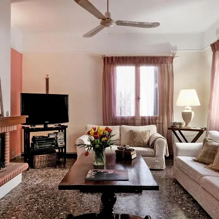 Holiday In L Tow Near Thermal Springs And Beach Agios Konstantinos (Phthiotis)